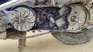 Inshort video Cvt working system without clutch pulley.rpm checking in kinetic honda dx