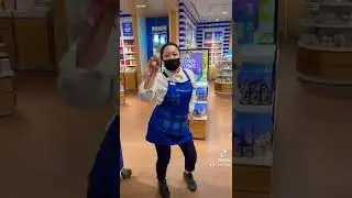 Dangdut #vibes with #bathandbodyworks fragrances 🦋