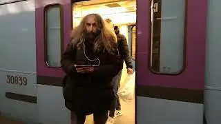 Отправление в неправильном направлении поезда 81-760А/763А/761А
