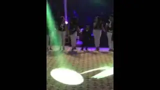 Köksal Baba doğum gününde horon teperken