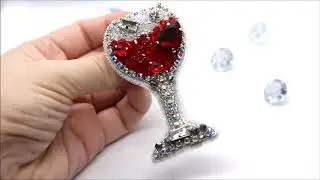 Брошь из бисера 