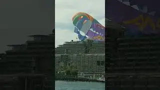 Parasailing. решили прокатиться.