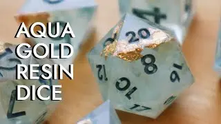 Aqua Gold resin dice and trying out paper inserts | resin dice for beginners