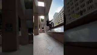 Playbois on the move