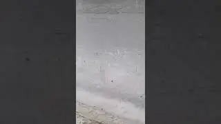 HUJAN ES BATU DIBATAM