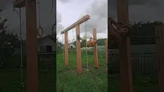 перевернулся на турнике