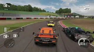 Backmarker getting REKT (Forza Motorsport 7)