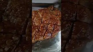 Birthday cake na Lechon? YES please!