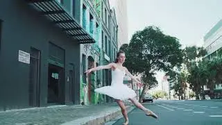 Танцы  на  улице.