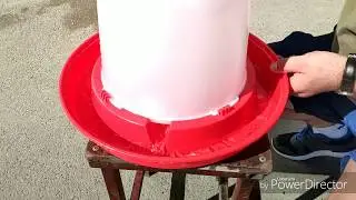 Super 12 liter drinker for all types of birds.