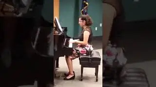 Primer concierto de Mimi de piano 🎹 con publico.💟