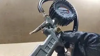 Tire inflation gun with pressure gauge - JC-030