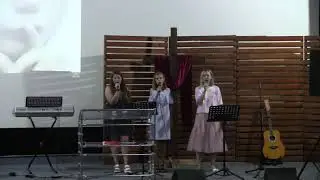 Катя Вика и Мила