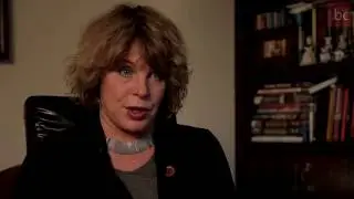 Нателла Болтянская: “МНЕ КАЖЕТСЯ, ТЕПЕРЬ УЖЕ НЕ ОБОЙДЕТСЯ БЕЗ КРОВИ…”
