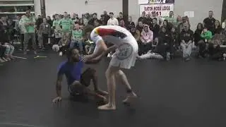 ZaQuan Rosario VS John Robinson