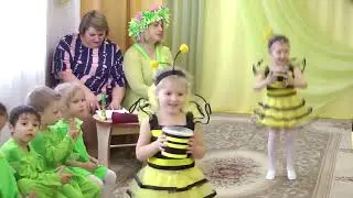 Копія .Свято 8 Березня 2021 у молодшій групі  .Муз.  кер.  Кушнір А.  О.