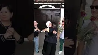 Энесин суйунткон уул кыздар
