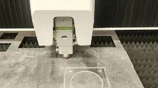 Fiber laser machine cutting stainless steel