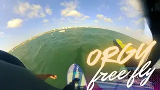 Wingfoil Progression 174 - freefly around boat