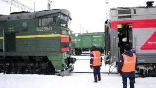 Сцепка тепловоза 2ТЭ10У-0177 с поездом №68 Москва-Абакан