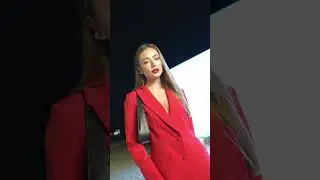 Novas tonalidades e novas modelagens que elevam ainda mais a produção da @‌mfernandaa.  #iris
