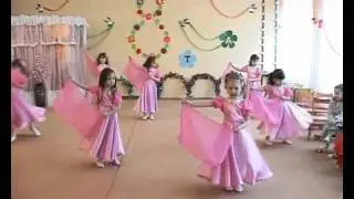 Танец для мамы  с платочками(средняя группа) в д\с №306 Одесса