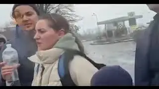 dit is hoe de jongens van de Russische Federatie werken.. Oekraïens redden van Oekraïense nazi's !!