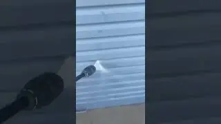 FAST WAY TO CLEAN YOUR GARAGE DOOR USING KARCHER PRESSURE WASHER
