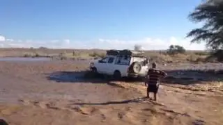 Rivercrossing op weg naar Sesriem (Namibia)...