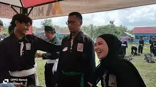 laporan siswa hijau ke putih, dengan materi es Doger