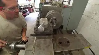 First start of the 16D25 lathe after overhaul, headstock and tailstock adjustment.