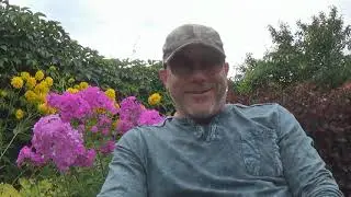 Принципиальность - признак не силы, а слабости, удел неуверенных в себе людей.