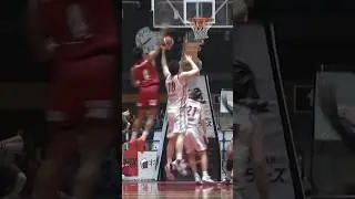 Don’t turn your back on Thirdy! 🚫👋 