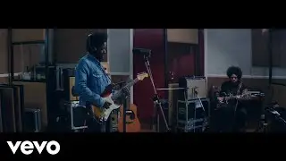 Michael Kiwanuka - Cold Little Heart (Live Session)