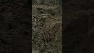 Погибшие солдаты найдены у деревни