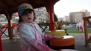 барабаны качают