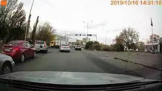 EMER191016 143039 036997