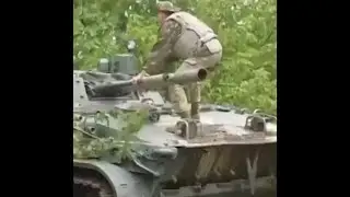 Boys from the 98th battalion of the Azov TRO troop showed trophy equipment.