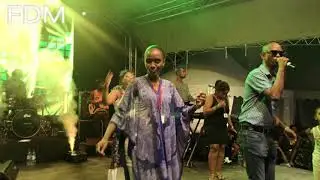 Lin  Bye Bye Live ile Maurice