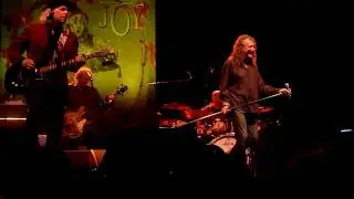 Robert Plant - Black Dog 4/14/2011