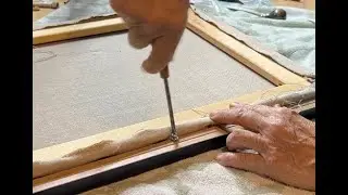 One way to frame a Streched Canvas