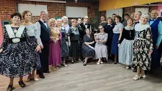 Танцевальный ретро-салон 