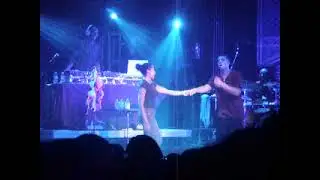 Drake Kissing & Hugging up on Underage Girl @ Ogden Denver Concert!!!