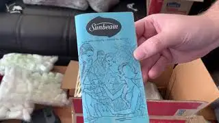 Unboxing a toaster from 1963