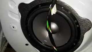 Lada Xray установка акустики в штатные места
