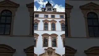 Замок Целле — ренессансный и барочный замок, расположенный в городе Целле, в земле Нижняя Саксония