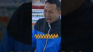 Когда жена послала тебя за видеотехникой для youtube канала.