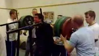 Shankill Barbell Club (Brian Irwin squat unequipped 320kg)