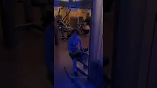 quando você é baixinha e vai pra academia