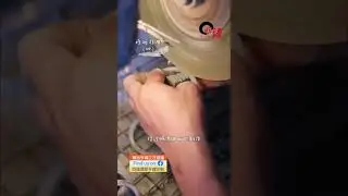 近距離觀看翡翠毛胚是怎樣做成手鐲的